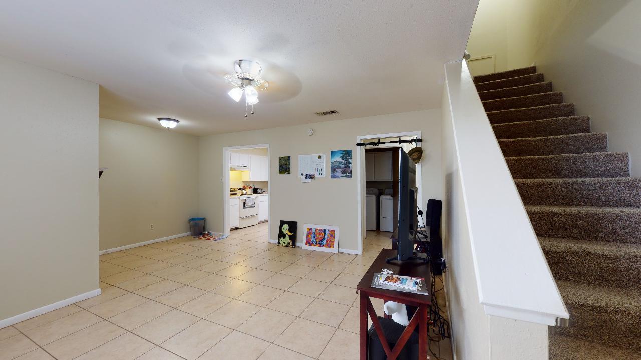 Unit D property image