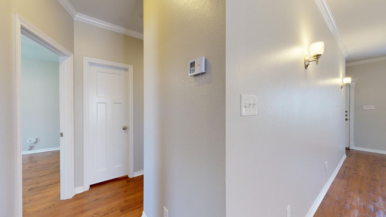 Large 4 bedroom property image