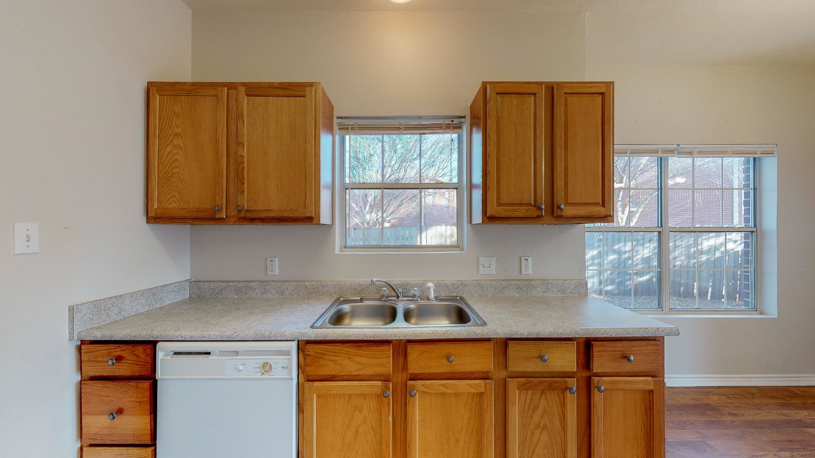 1500 Maglothin property image