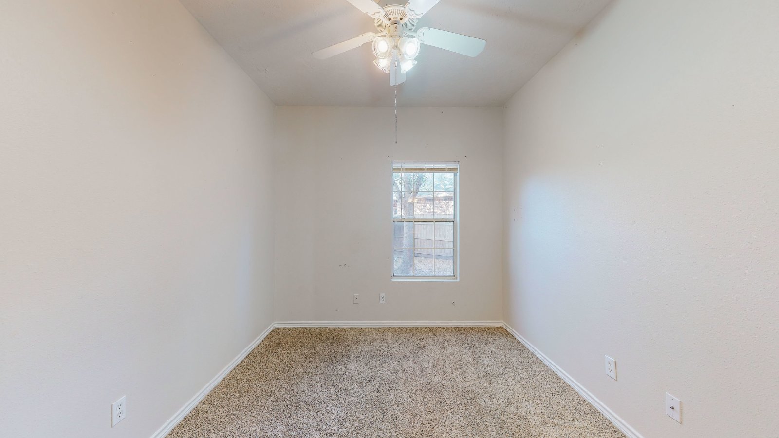 1500 Maglothin property image