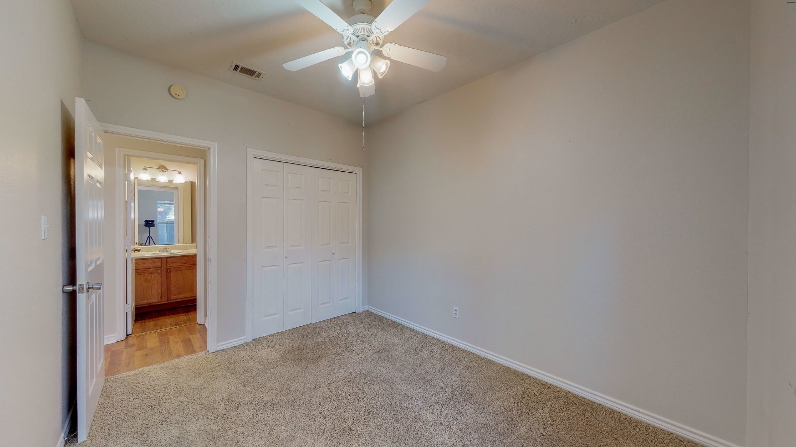 1500 Maglothin property image