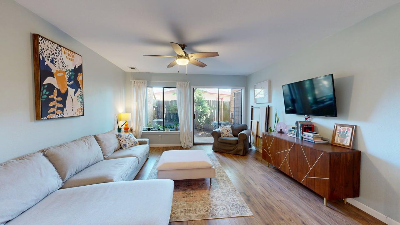 4345 Carter Creek Pky 5 property image