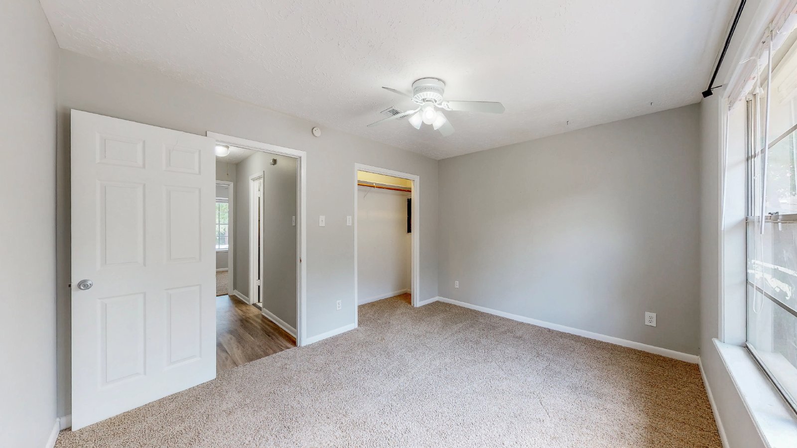 1000 Holleman Dr. property image