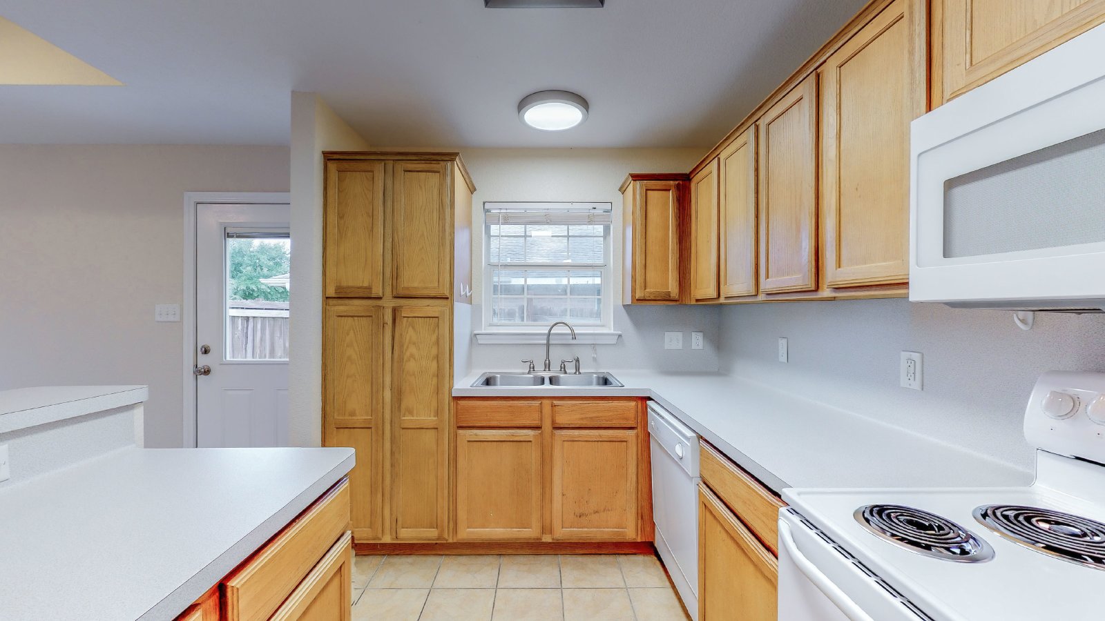 3771 Oldenburg property image