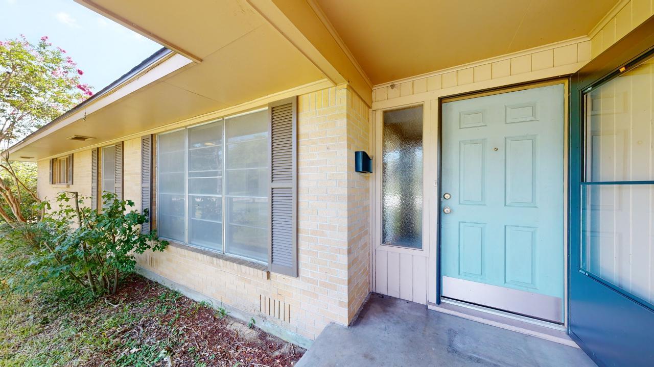 203 West Brookside Drive property image