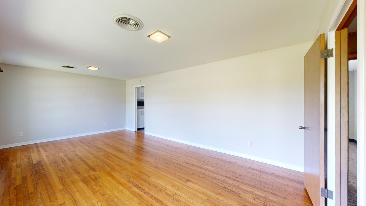 203 West Brookside Drive property image