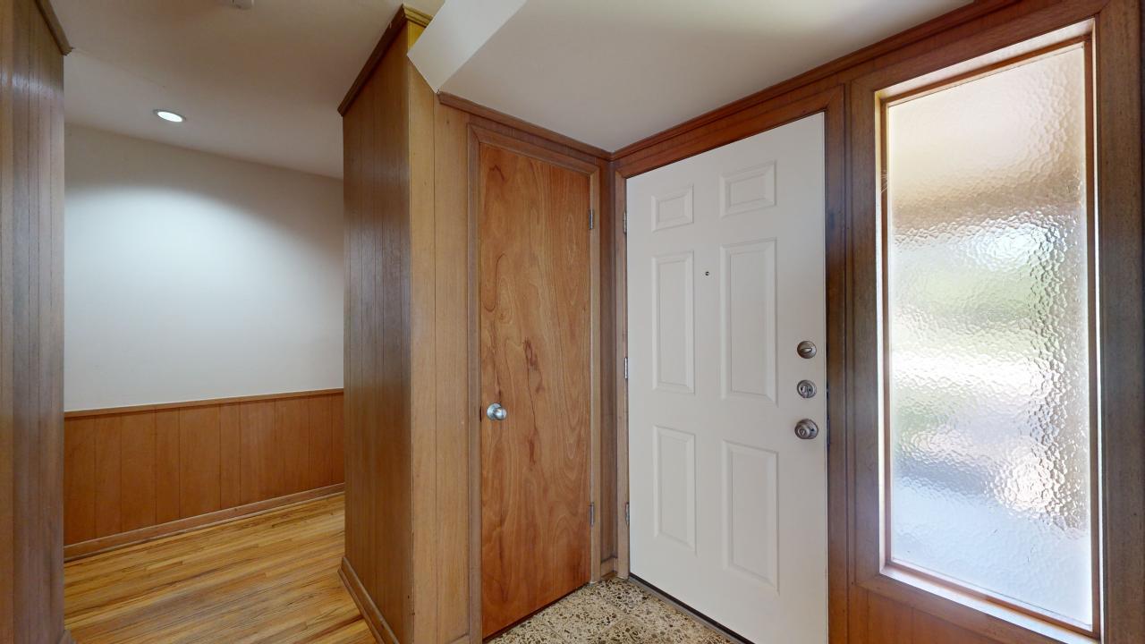 203 West Brookside Drive property image