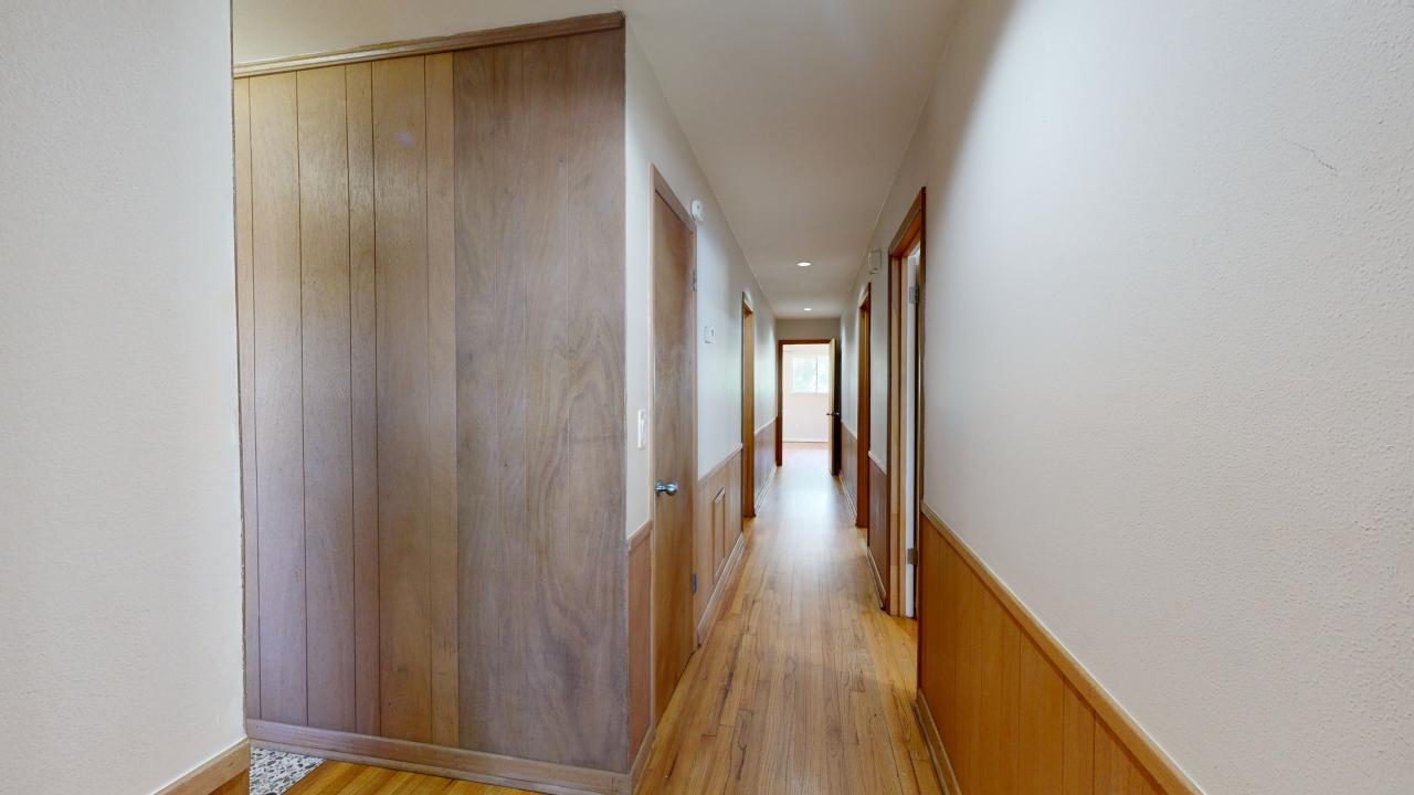 203 West Brookside Drive property image