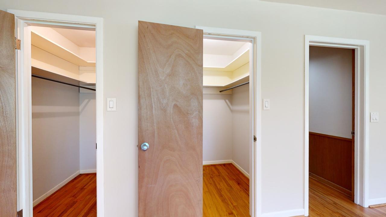 203 West Brookside Drive property image