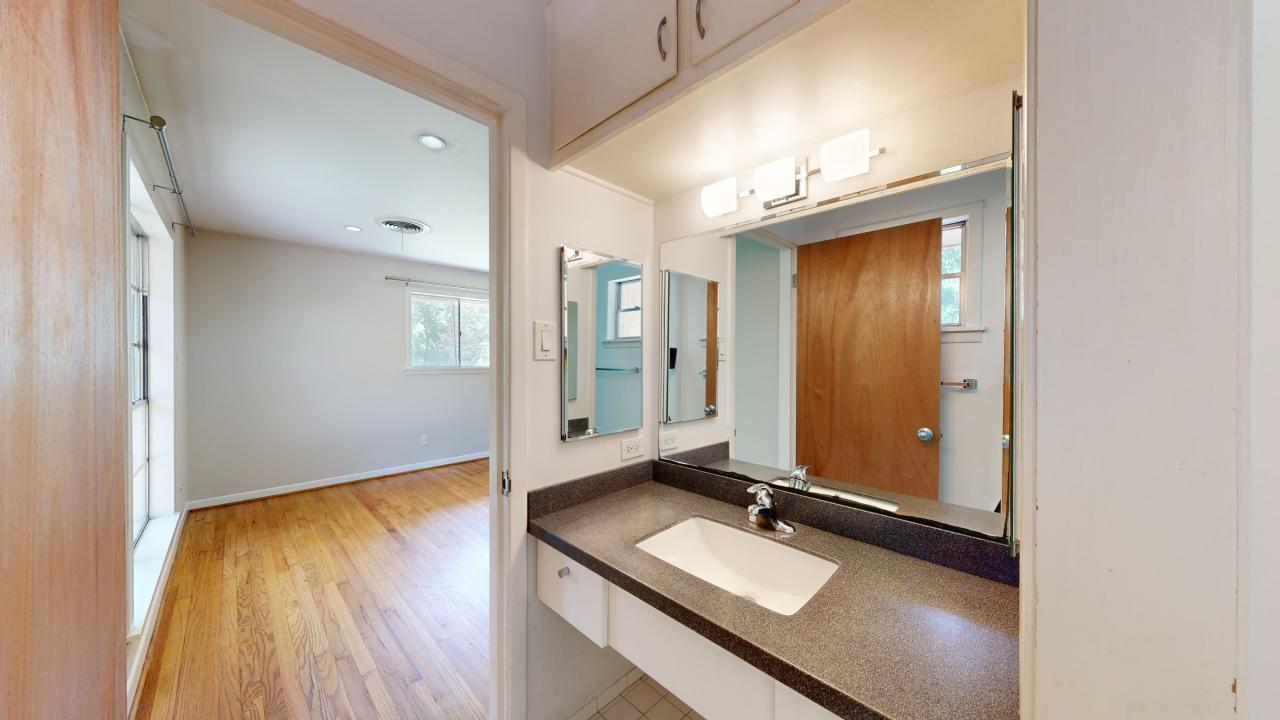 203 West Brookside Drive property image