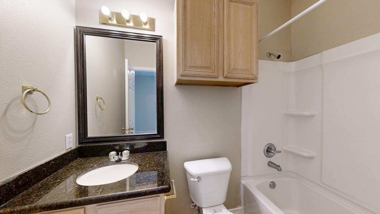 1621 Park Place property image