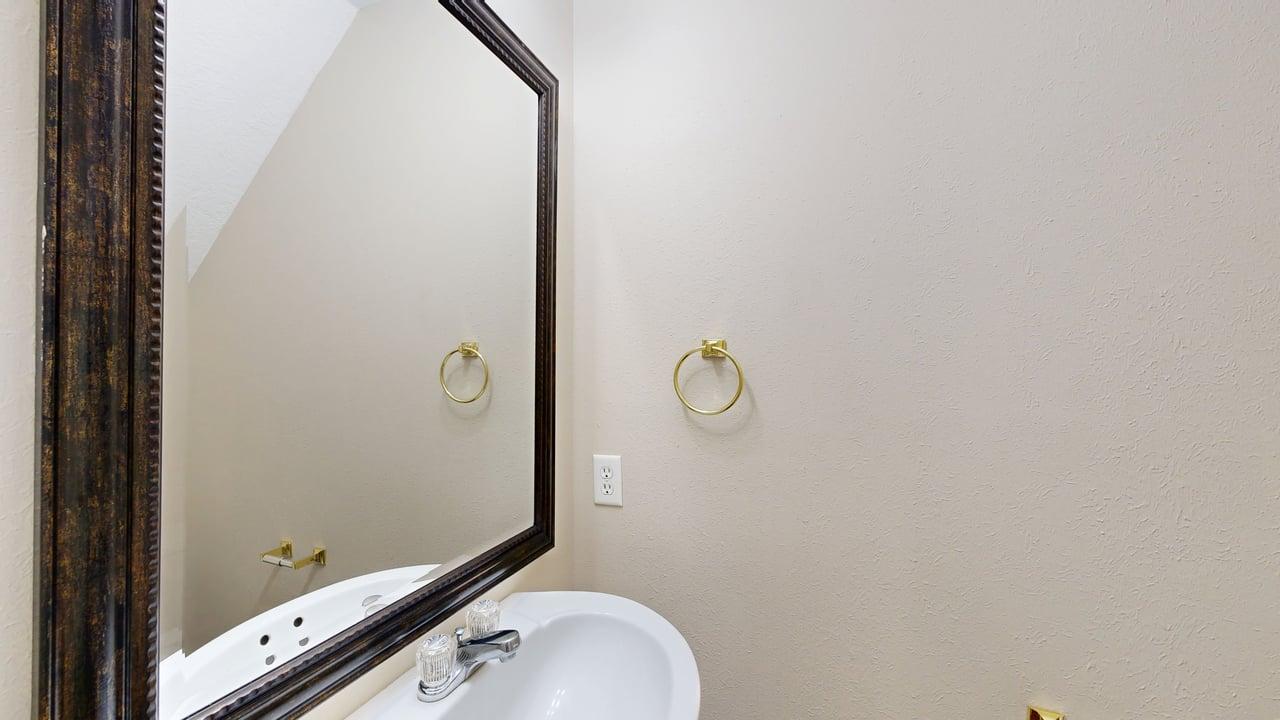 1621 Park Place property image