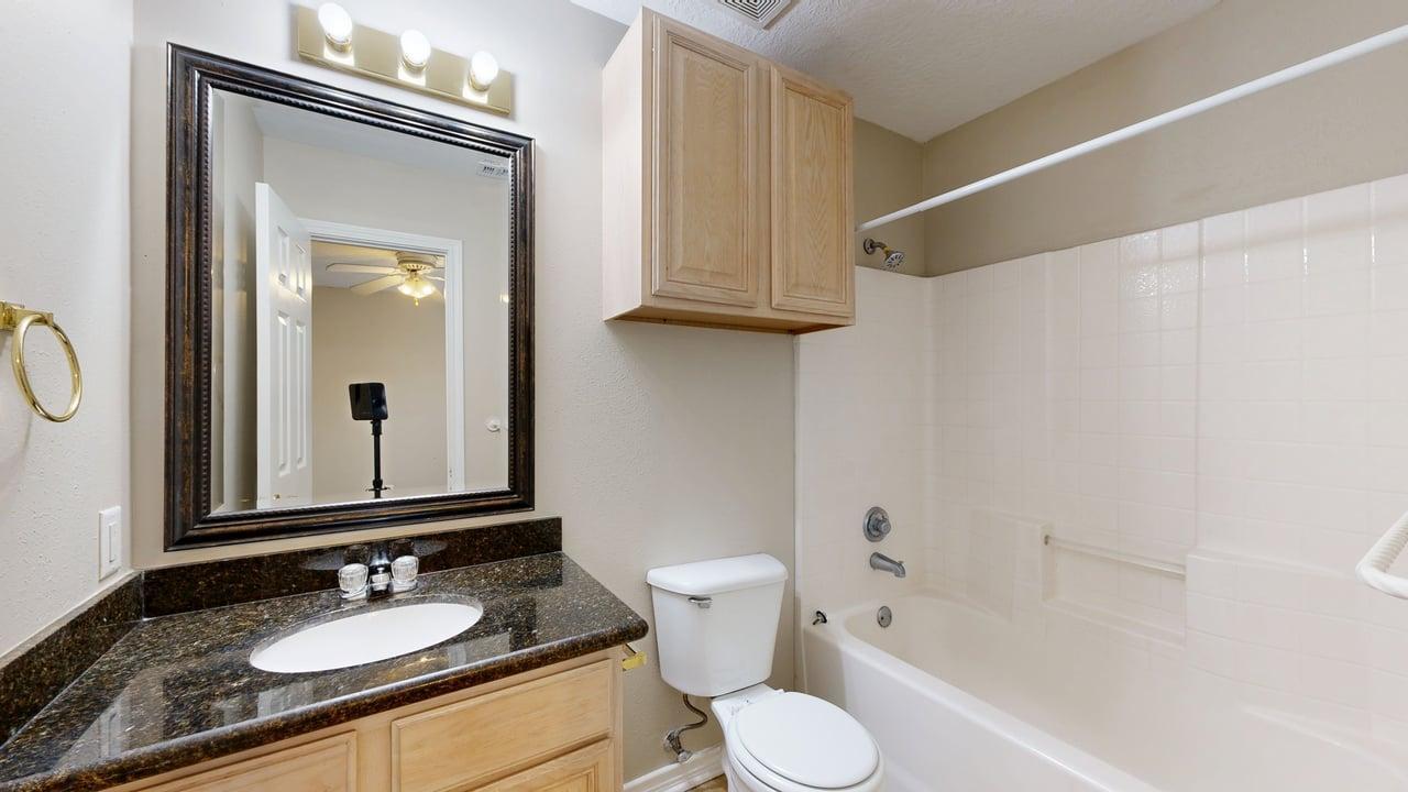 1621 Park Place property image