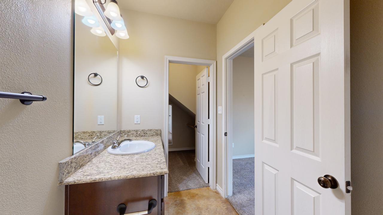 3403 Cullen property image