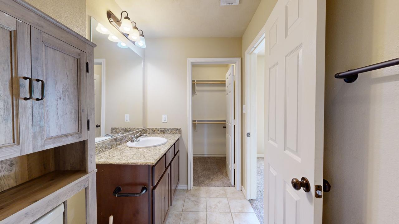 3403 Cullen property image