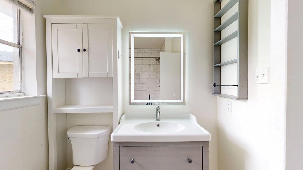 1601/1603 2 property image