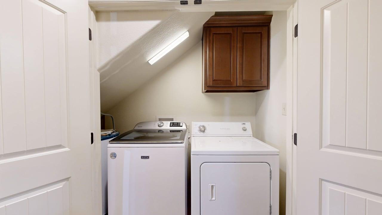 454 Chimney Hill property image