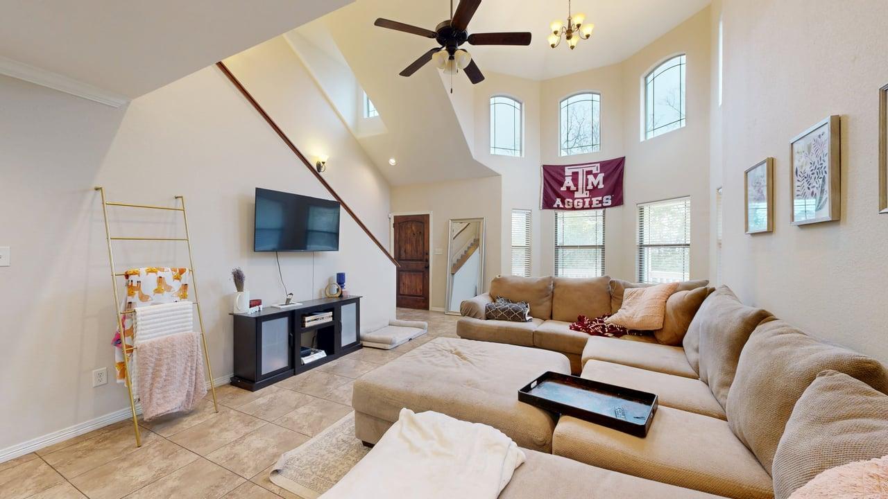 454 Chimney Hill property image