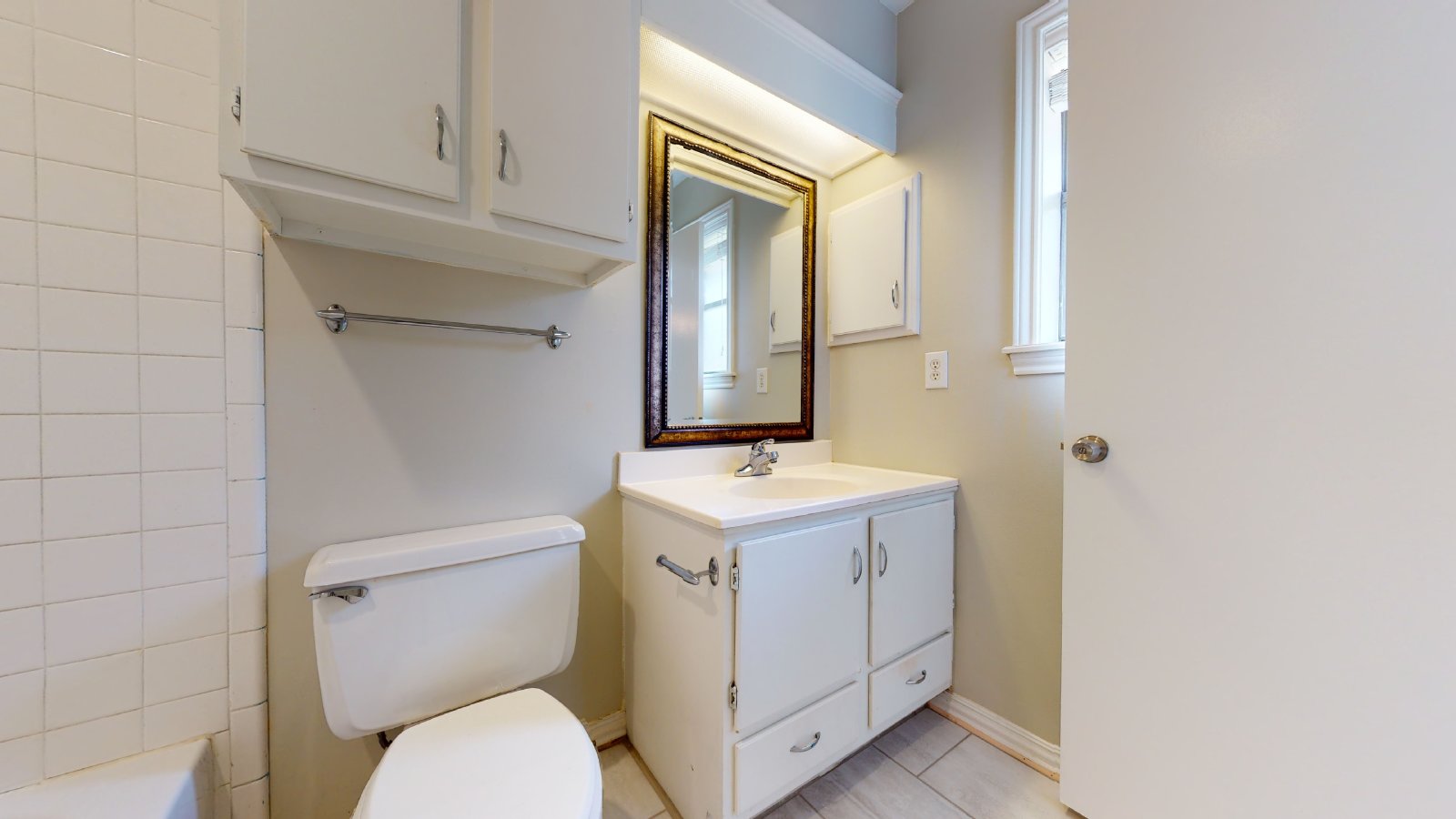 1003 Val Verde property image