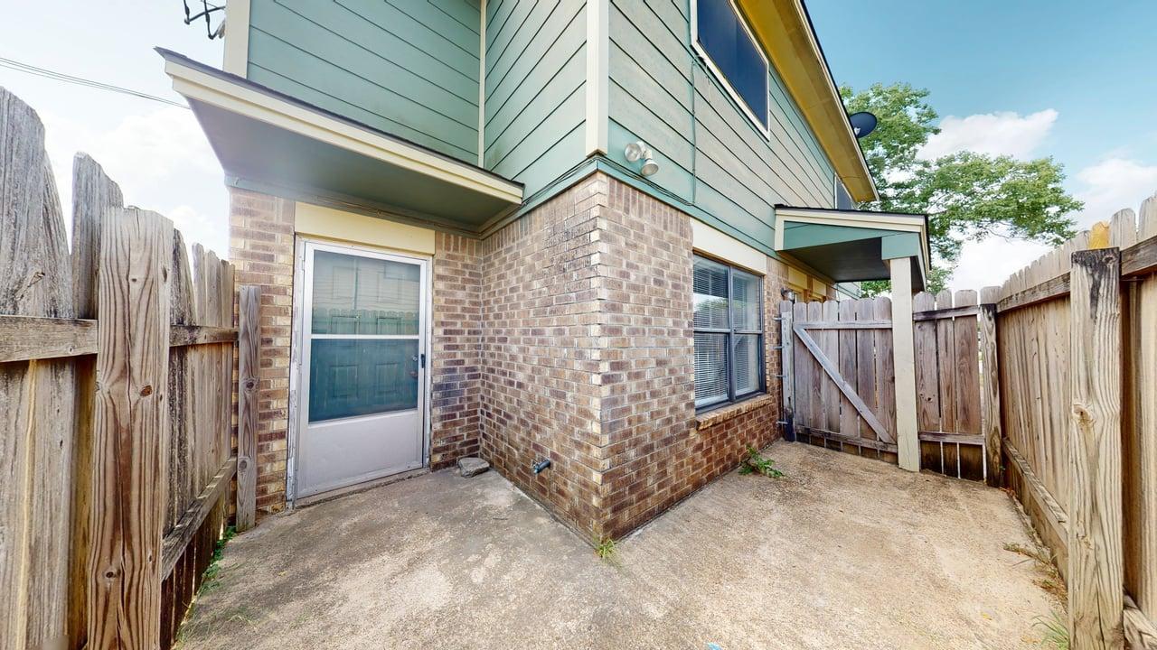 2807 Longmire Dr. B property image