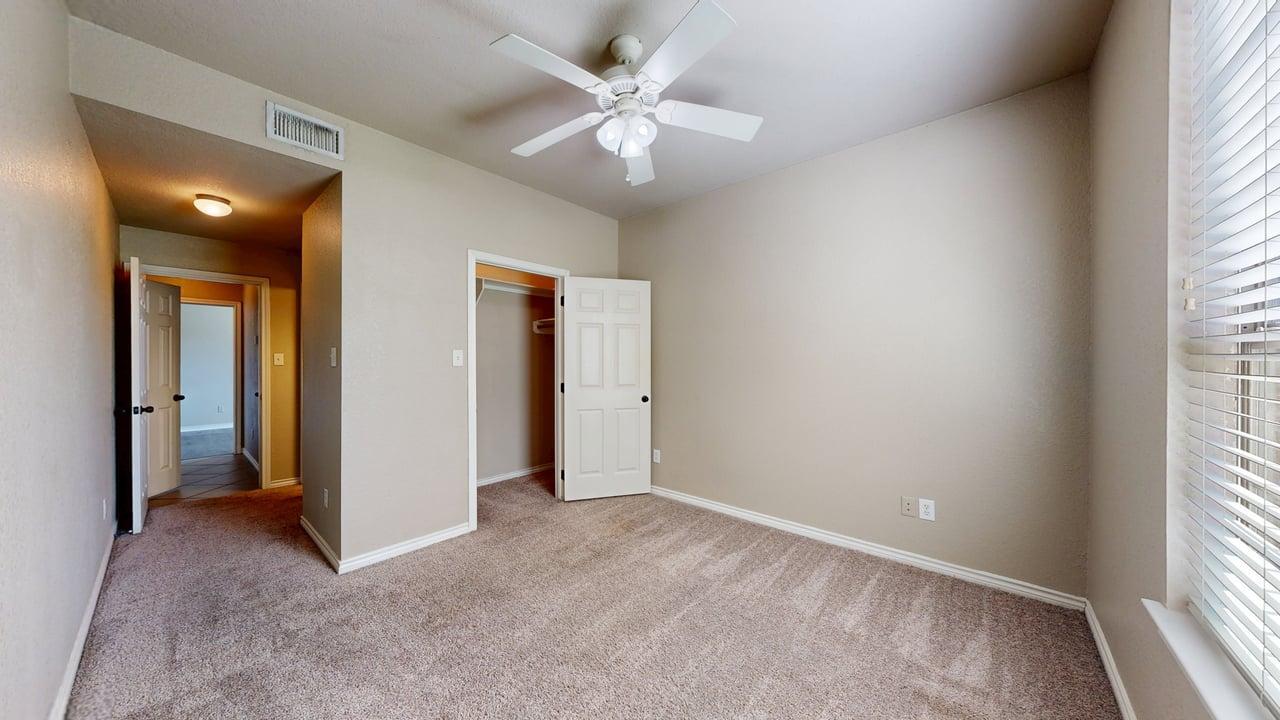 111 Kleine property image