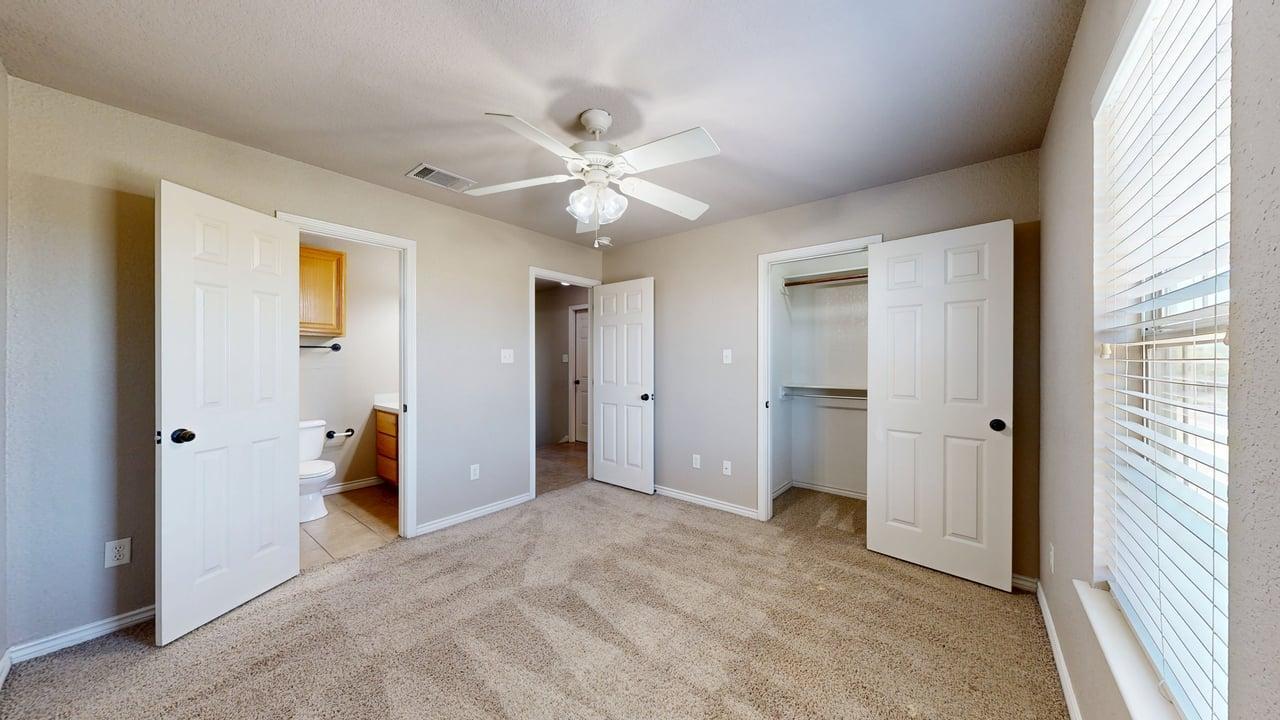 111 Kleine property image