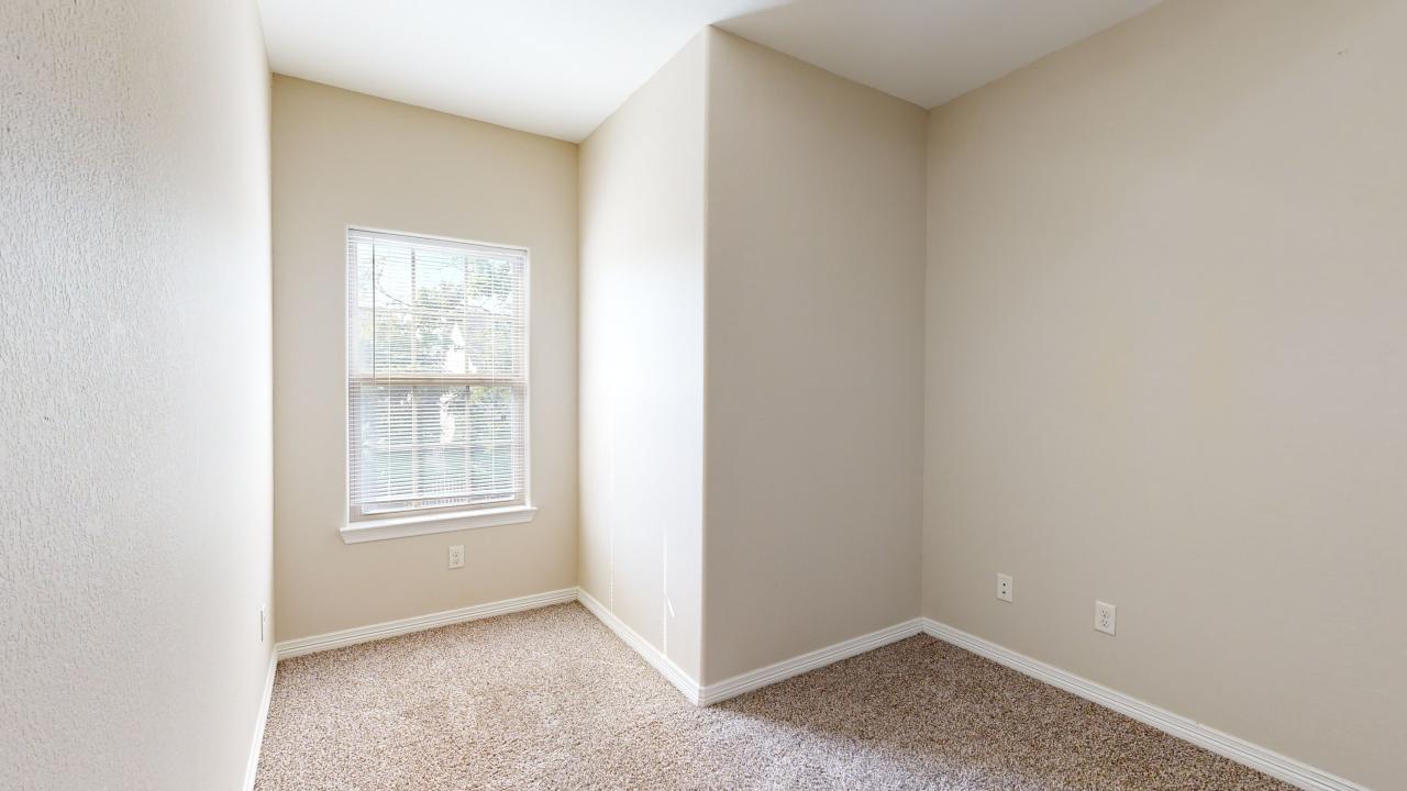 Unit B property image
