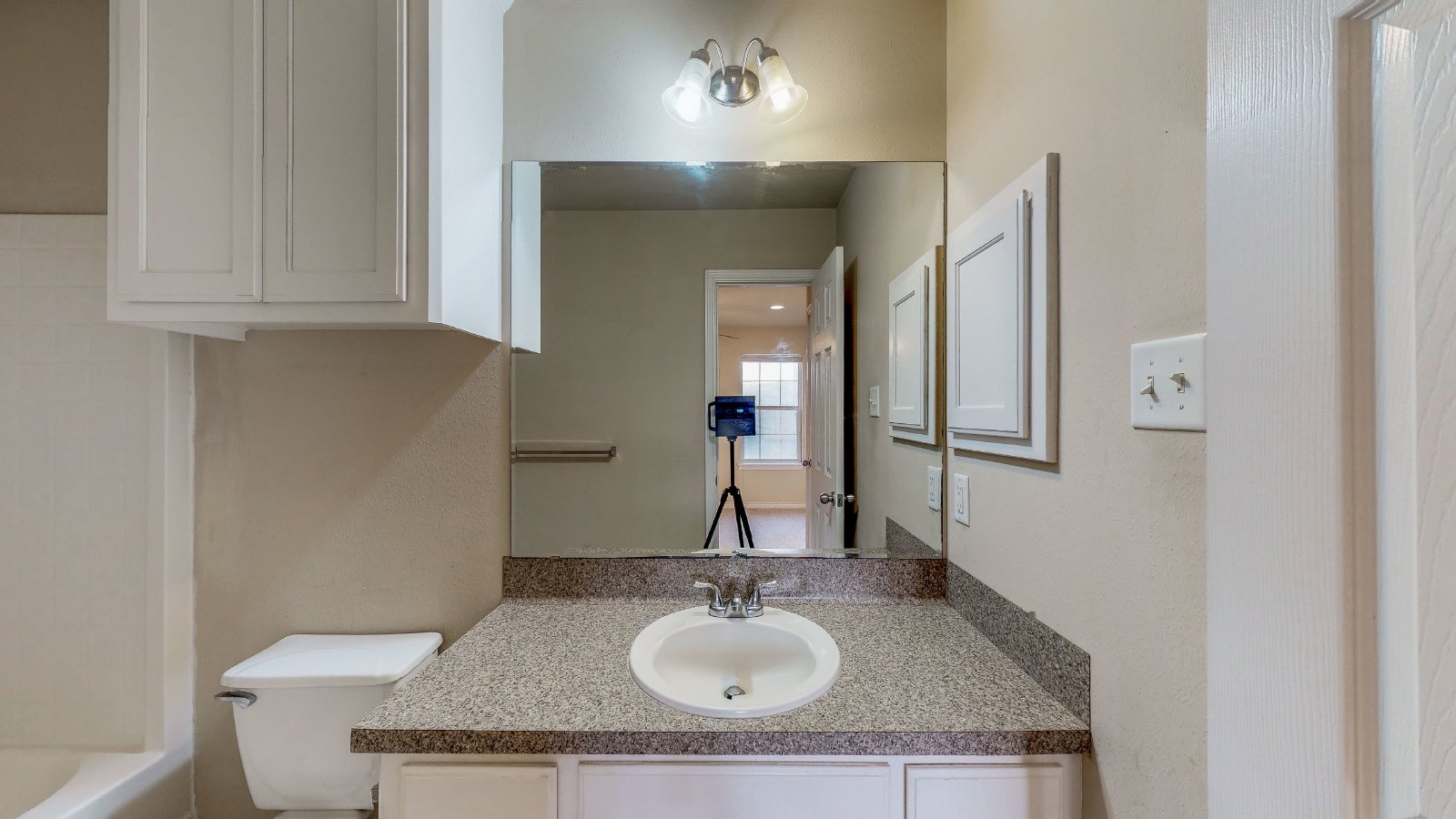 1420 Western Oaks Court property image