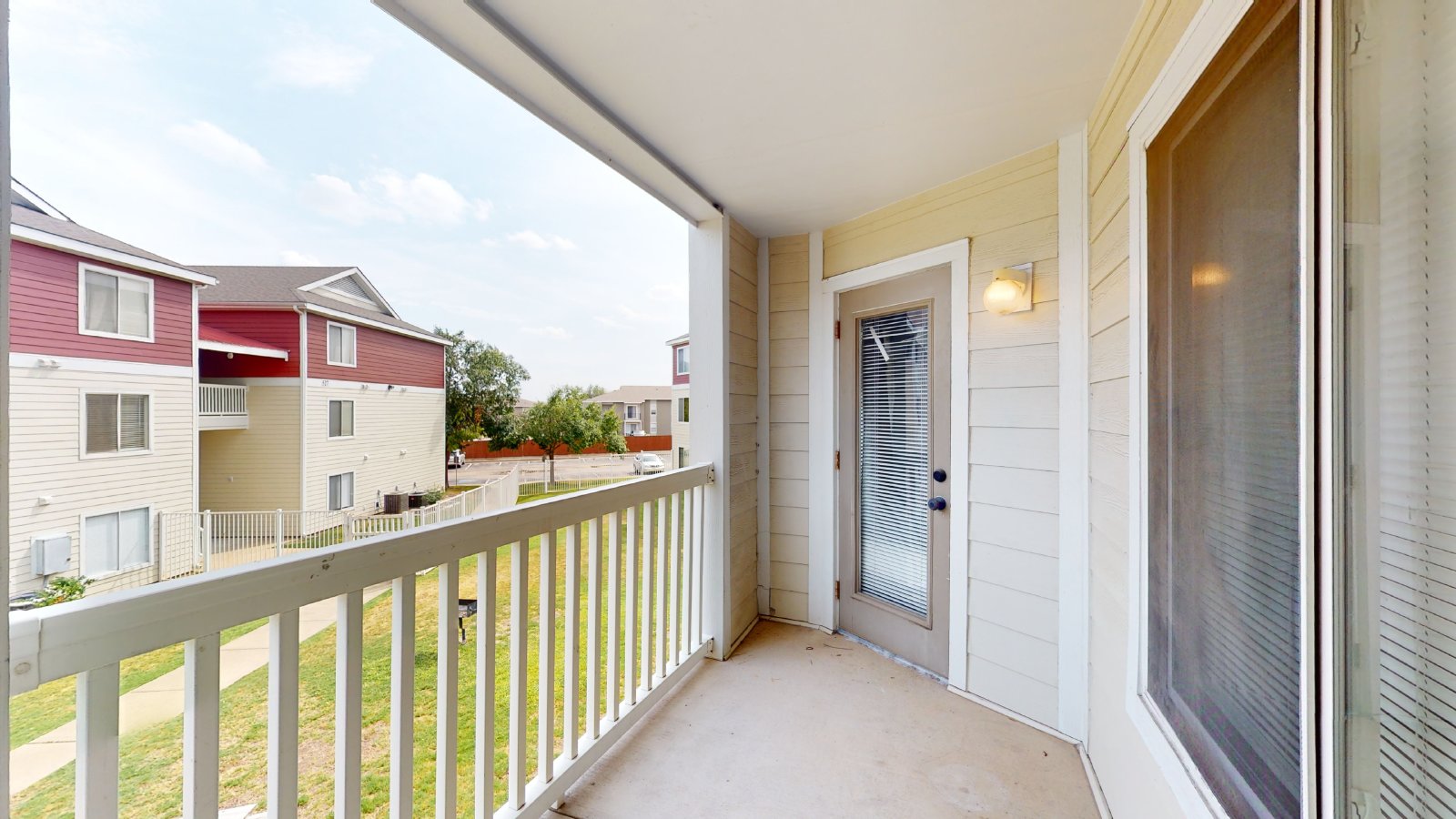 523 Southwest Pkwy room B property image