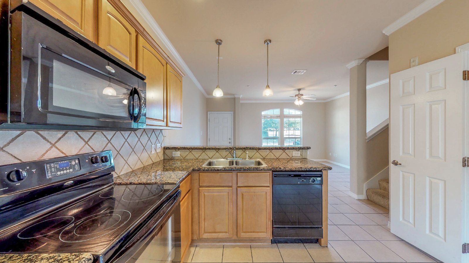 305 Holleman 1306 property image