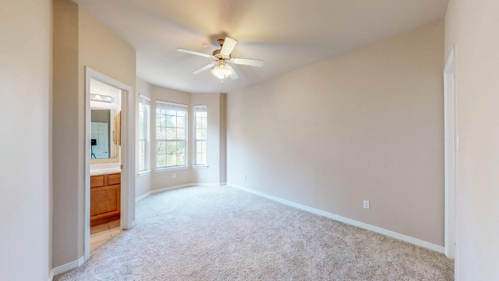 305 Holleman 1306 property image