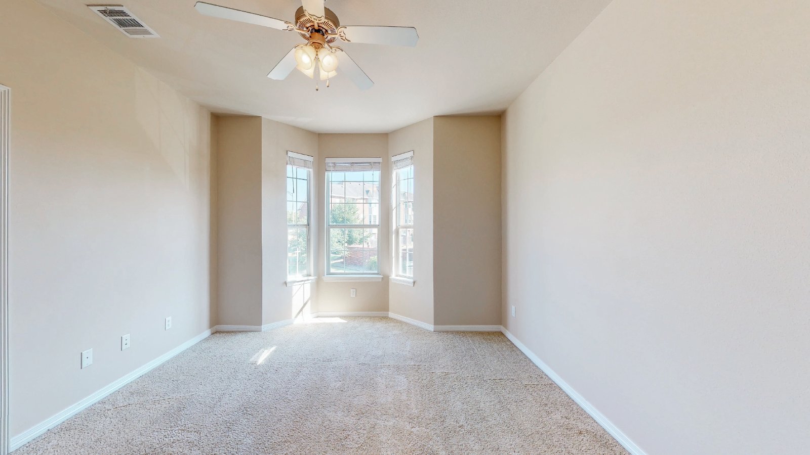 305 Holleman 1306 property image