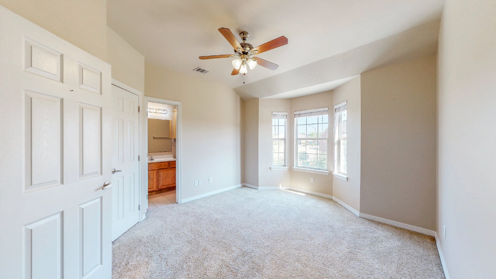 305 Holleman 1306 property image