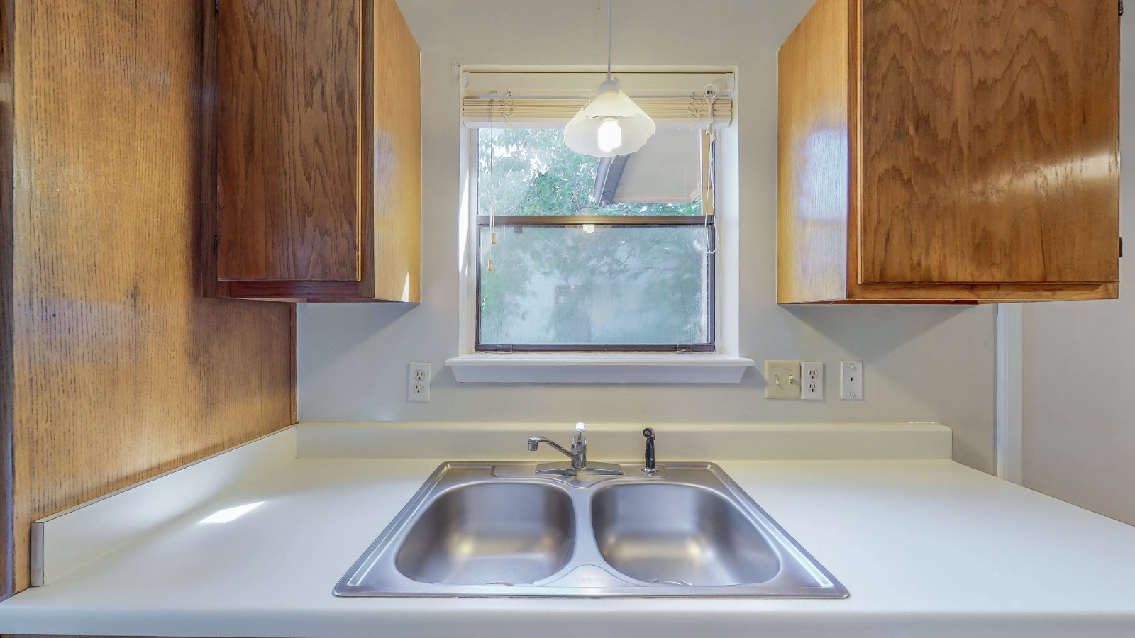 610 Navarro Drive property image