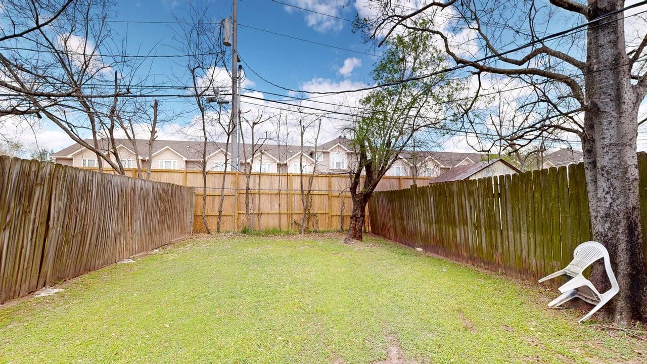 1209 GEORGIA STREET property image