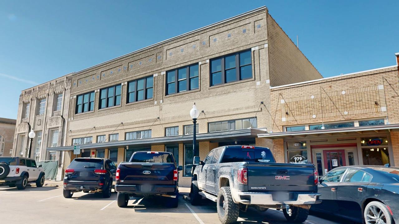 206 N Main 124 property image