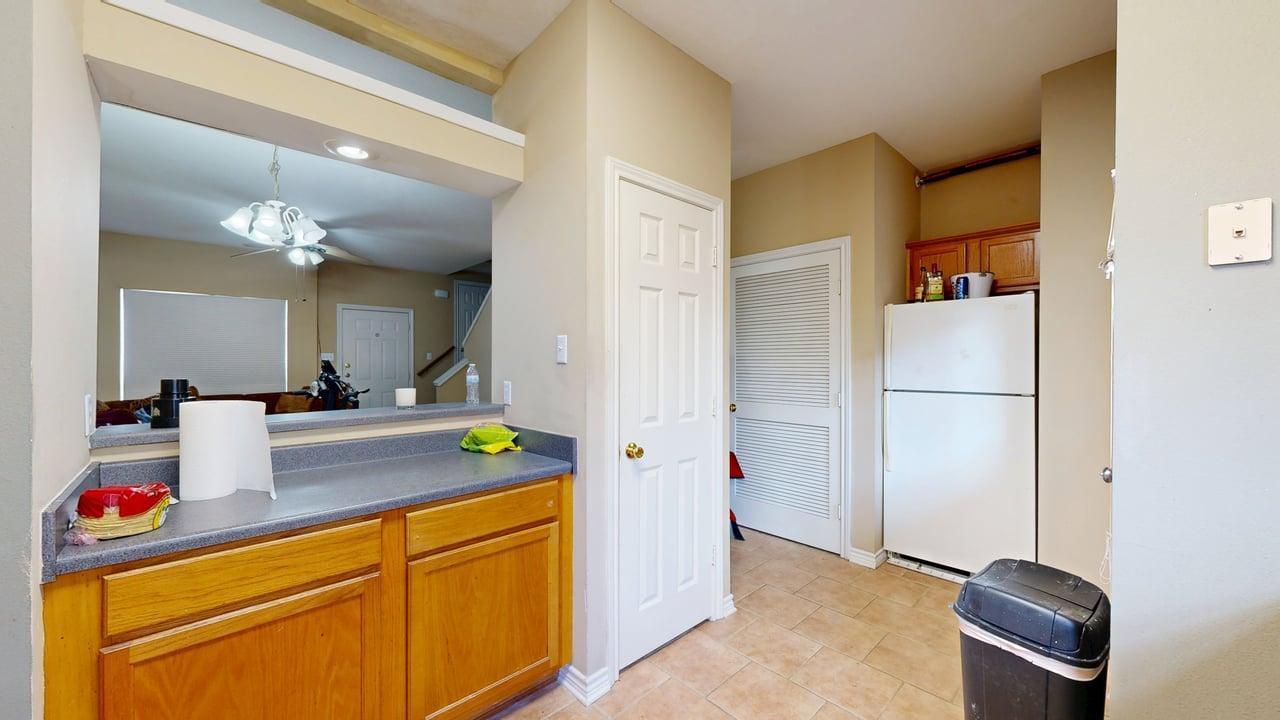 Unit B property image