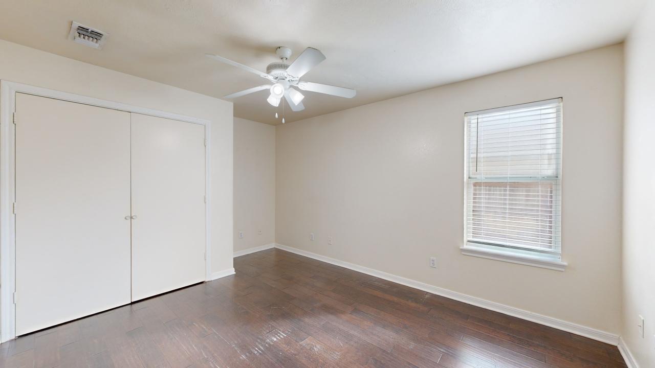 915 Bougainvillea Street property image