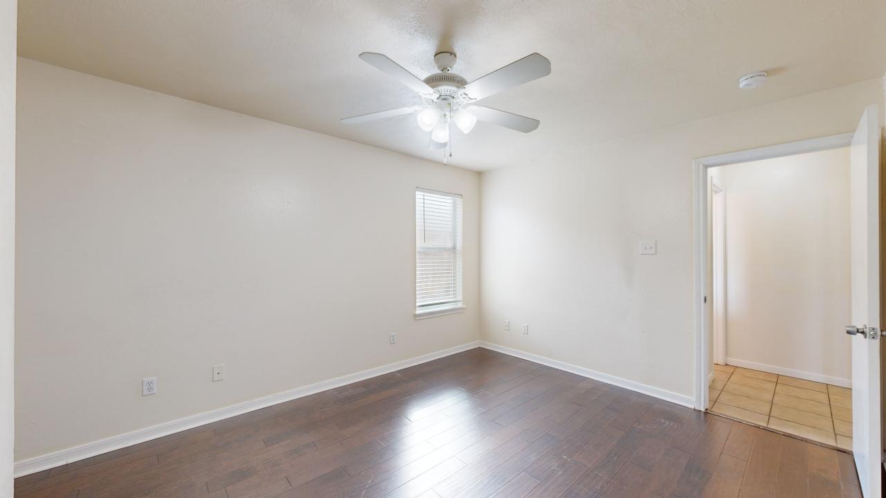 915 Bougainvillea Street property image