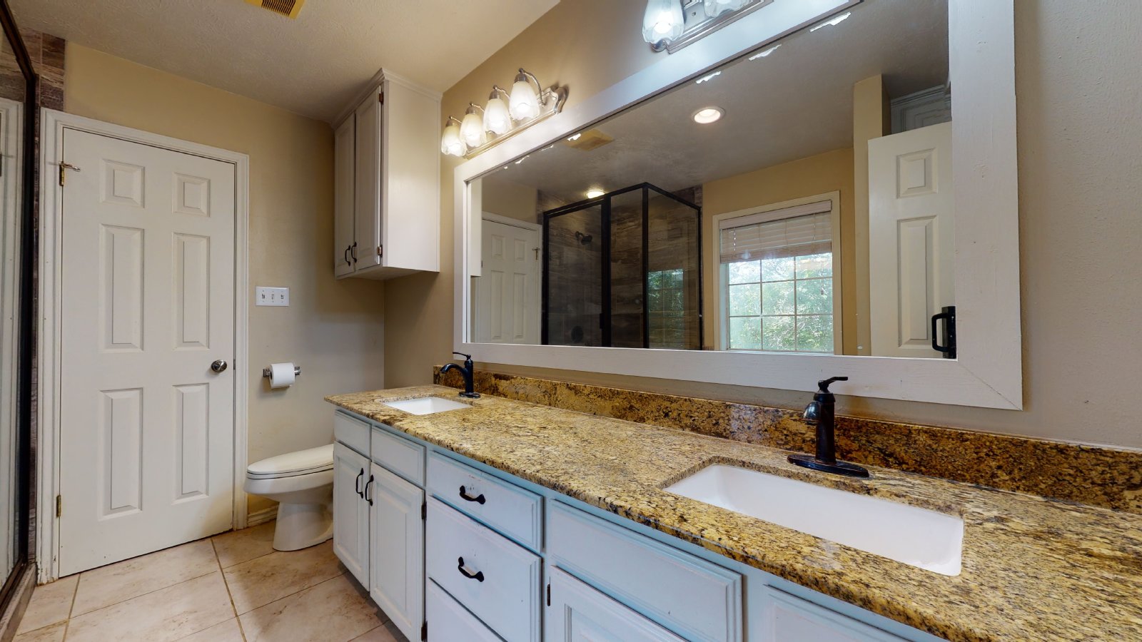 1215 Glade property image