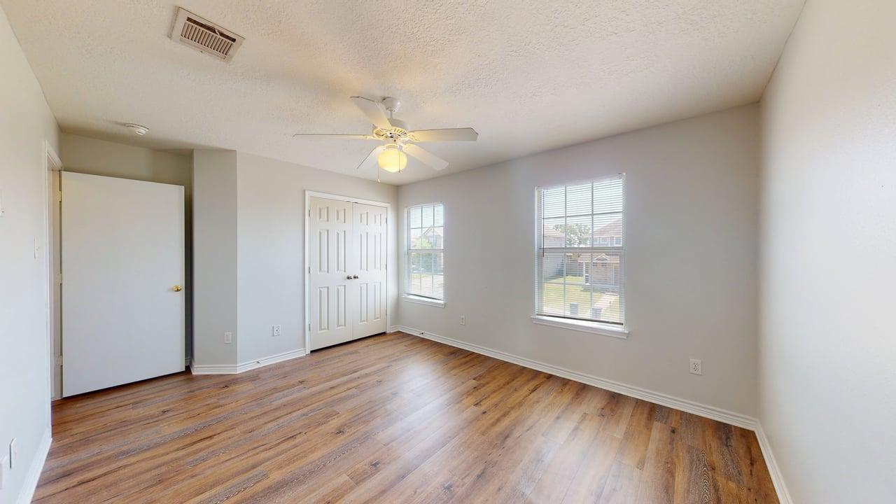 4131 McFarland property image