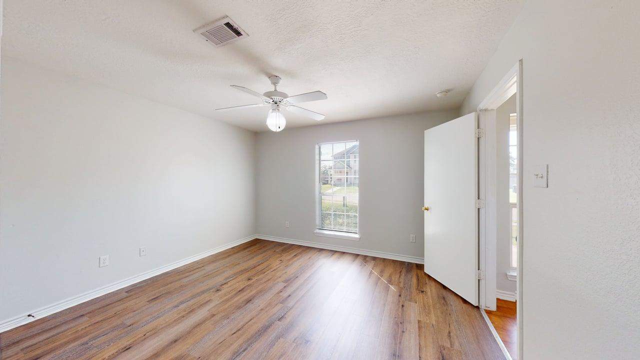 4131 McFarland property image