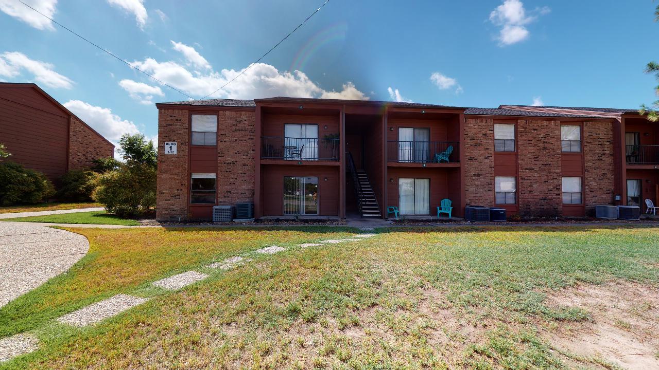 904 University Oaks #001 property image