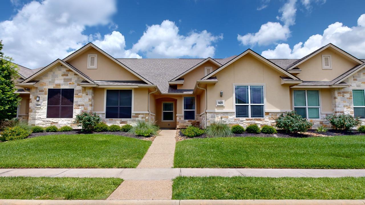 3805 Silverthorn Full House property image