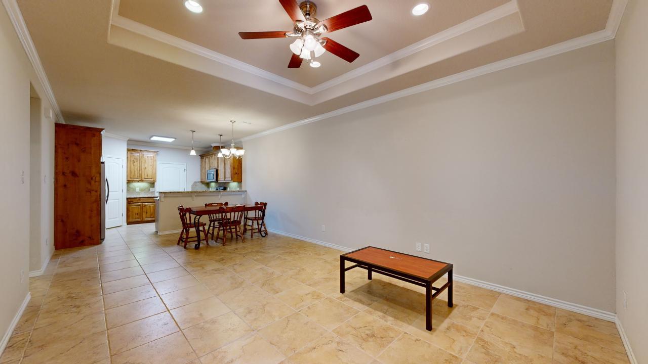 3805 Silverthorn Full House property image