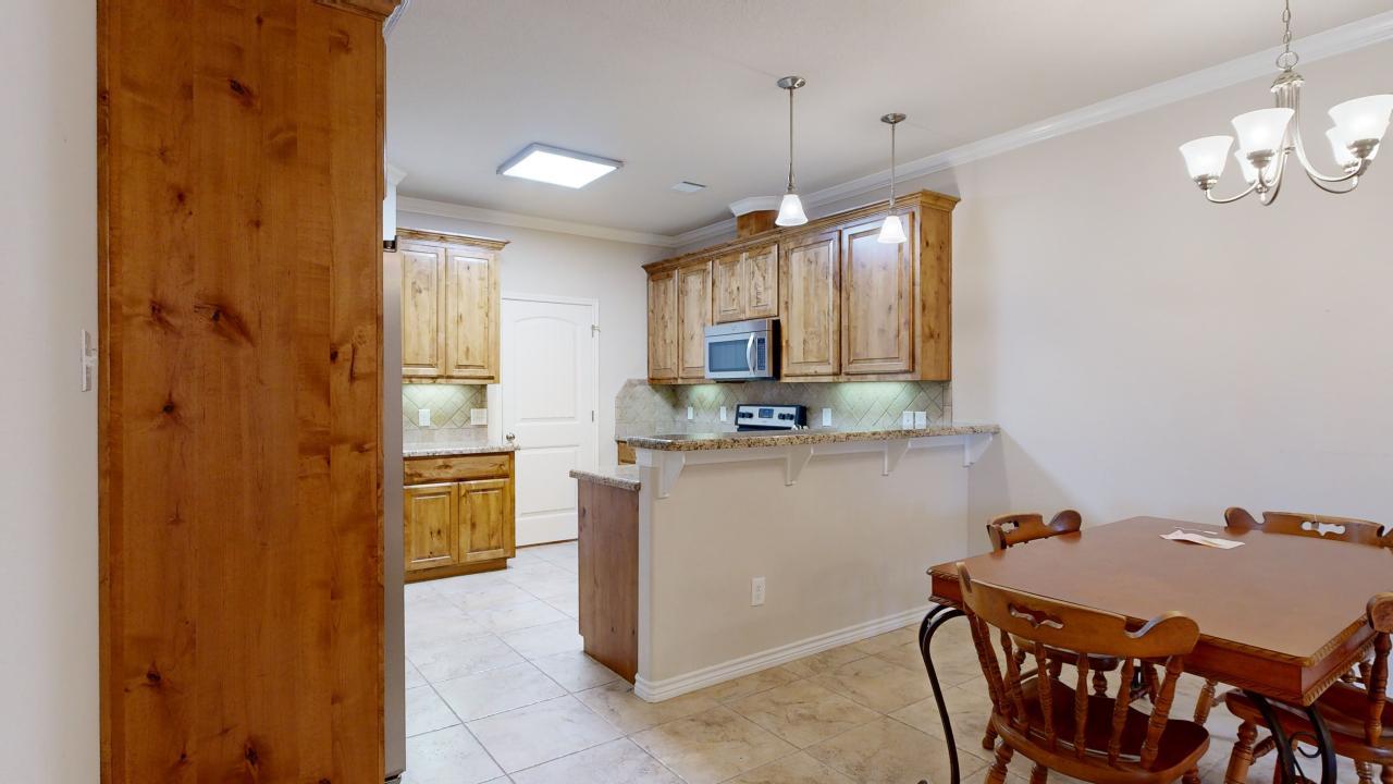 3805 Silverthorn Full House property image