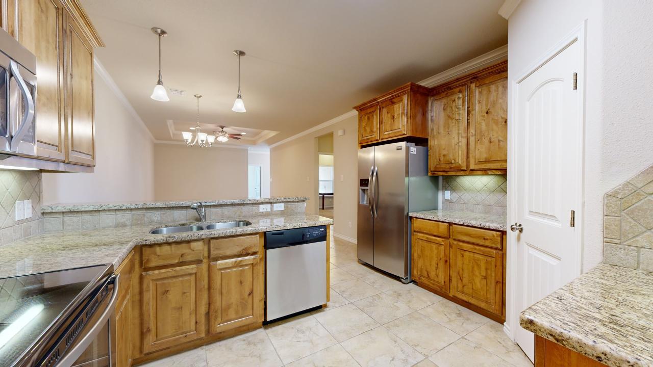 3805 Silverthorn Full House property image