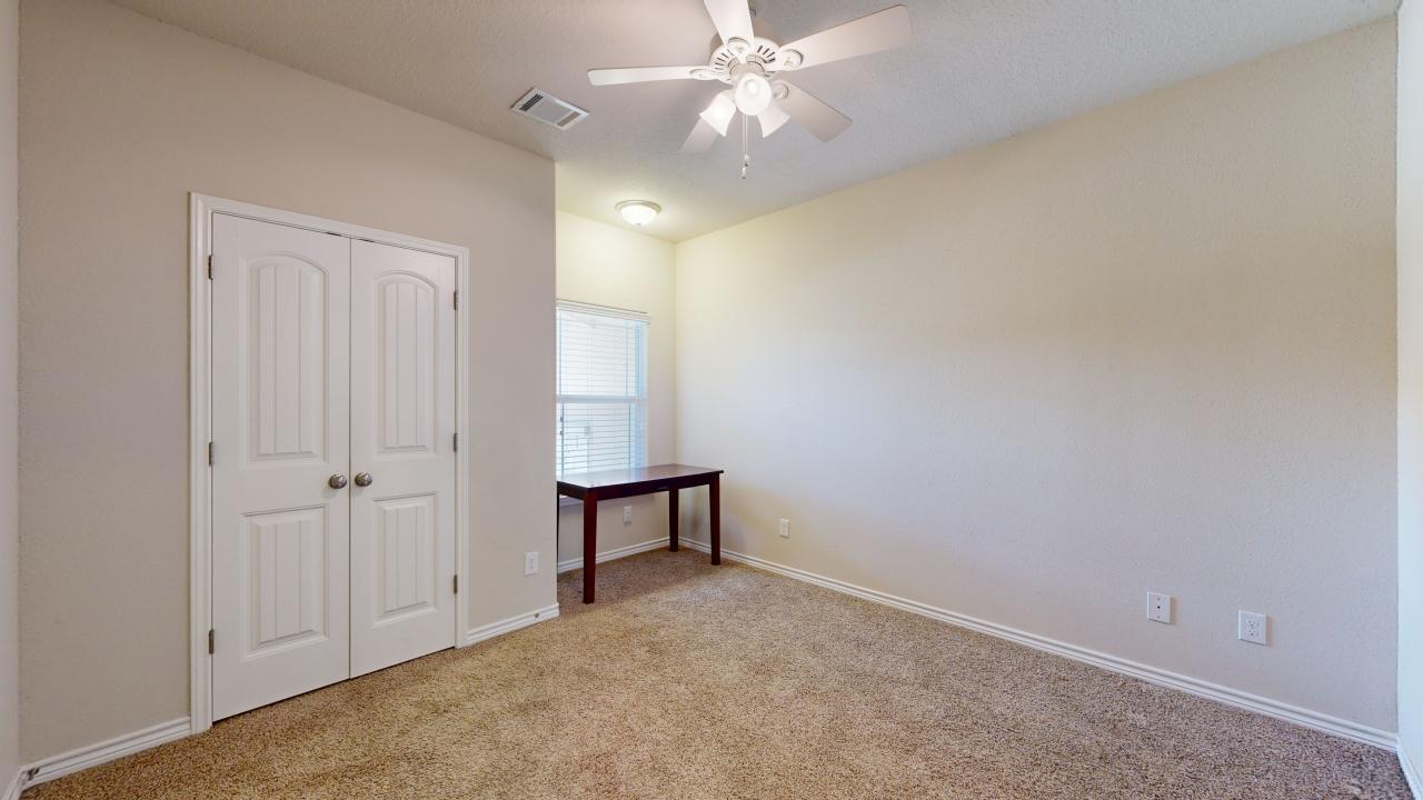3805 Silverthorn Full House property image