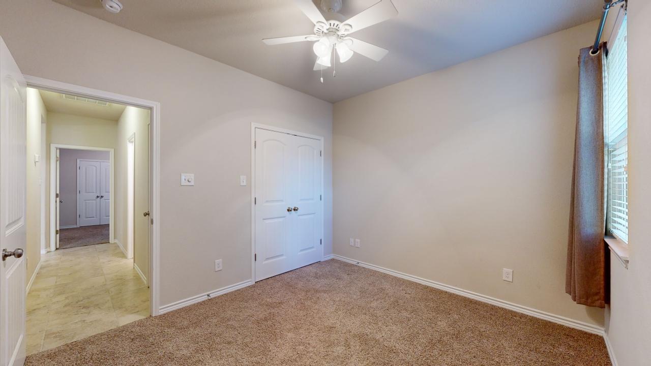3805 Silverthorn Full House property image