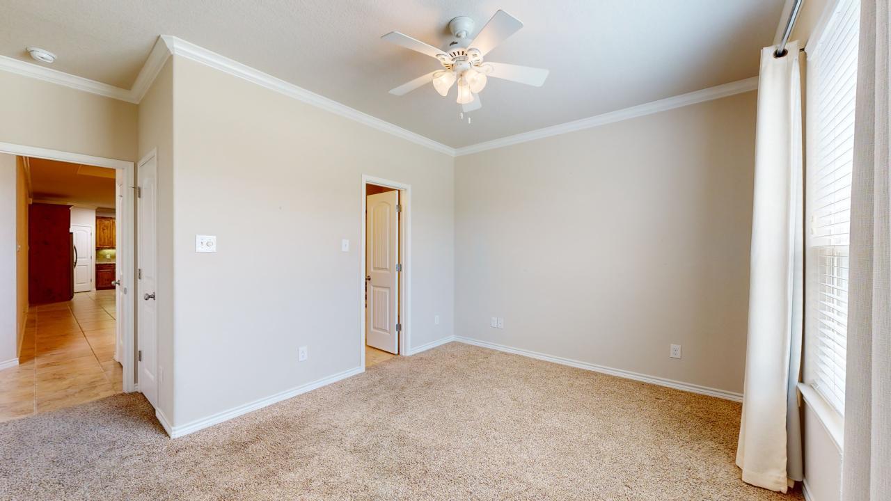 3805 Silverthorn Full House property image